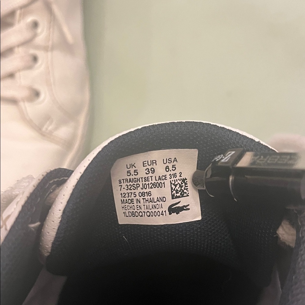 Lacoste women’s White and Green Sneakers size 6.5 - Picture 5 of 7